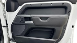 2022 (72) LAND ROVER DEFENDER 3.0 D300 X-Dynamic HSE 110 5dr Auto 4670441