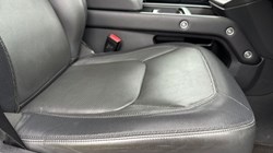 2022 (72) LAND ROVER DEFENDER 3.0 D300 X-Dynamic HSE 110 5dr Auto 4670444