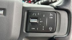2022 (72) LAND ROVER DEFENDER 3.0 D300 X-Dynamic HSE 110 5dr Auto 4670447