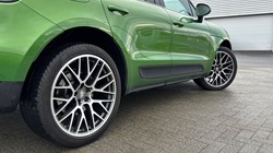 2020 (70) PORSCHE MACAN 5dr PDK 4687401