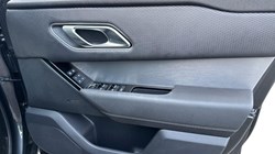 2023 (23) LAND ROVER RANGE ROVER VELAR 3.0 D300 MHEV R-Dynamic SE 5dr Auto 4695877
