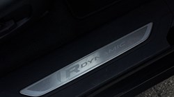 2023 (23) LAND ROVER RANGE ROVER VELAR 3.0 D300 MHEV R-Dynamic SE 5dr Auto 4695890