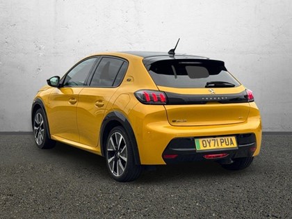 2021 (71) PEUGEOT 208 100kW GT 50kWh 5dr Auto
