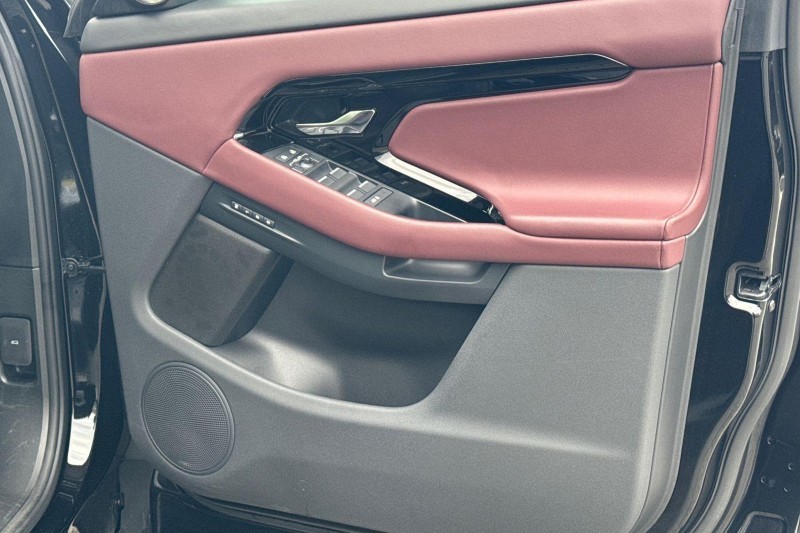 2024 (24) LAND ROVER RANGE ROVER EVOQUE 2.0 D200 Autobiography 5dr Auto 4753045