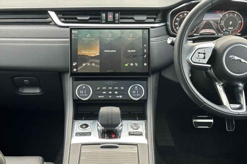 2024 (73) JAGUAR F-PACE 2.0 D200 R-Dynamic HSE Black 5dr Auto AWD 4758619