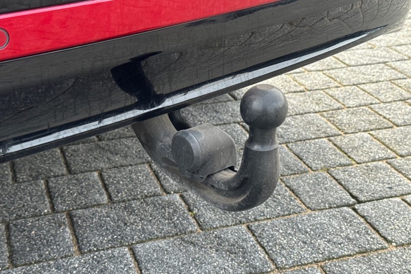 2024 (73) JAGUAR F-PACE 2.0 D200 R-Dynamic HSE Black 5dr Auto AWD 4758627