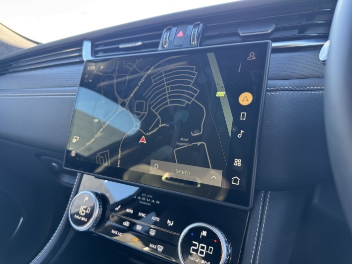 2024 (73) JAGUAR F-PACE 2.0 D200 R-Dynamic HSE Black 5dr Auto AWD 4800631