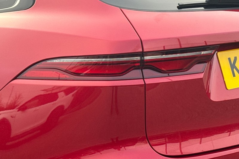 2024 (73) JAGUAR F-PACE 2.0 D200 R-Dynamic HSE Black 5dr Auto AWD 4758624