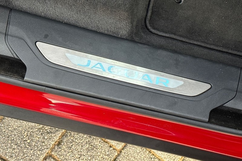 2024 (73) JAGUAR F-PACE 2.0 D200 R-Dynamic HSE Black 5dr Auto AWD 4758646