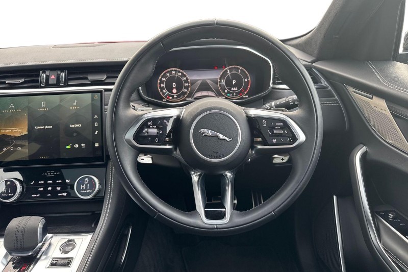 2024 (73) JAGUAR F-PACE 2.0 D200 R-Dynamic HSE Black 5dr Auto AWD 4758620