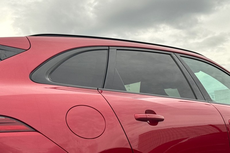 2024 (73) JAGUAR F-PACE 2.0 D200 R-Dynamic HSE Black 5dr Auto AWD 4750143