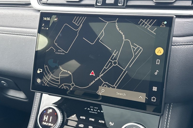 2024 (73) JAGUAR F-PACE 2.0 D200 R-Dynamic HSE Black 5dr Auto AWD 4750102