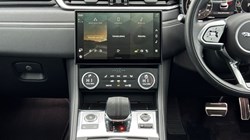 2024 (73) JAGUAR F-PACE 2.0 D200 R-Dynamic HSE Black 5dr Auto AWD 4750105