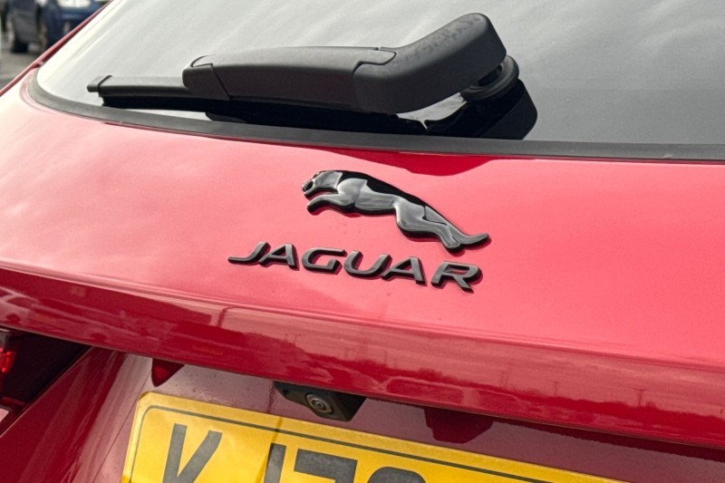 2024 (73) JAGUAR F-PACE 2.0 D200 R-Dynamic HSE Black 5dr Auto AWD 4750138