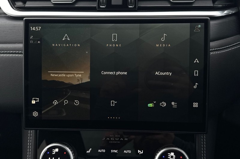 2024 (73) JAGUAR F-PACE 2.0 D200 R-Dynamic HSE Black 5dr Auto AWD 4750121