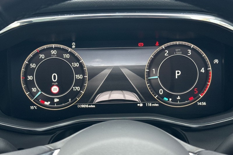 2024 (73) JAGUAR F-PACE 2.0 D200 R-Dynamic HSE Black 5dr Auto AWD 4750107