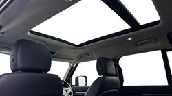 2022 (72) LAND ROVER DEFENDER 3.0 D250 SE 110 5dr Auto 4805270