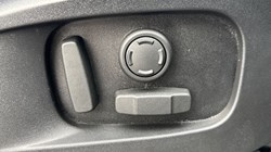 2022 (72) LAND ROVER DEFENDER 3.0 D250 SE 110 5dr Auto 4735401