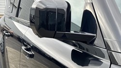 2022 (72) LAND ROVER DEFENDER 3.0 D250 SE 110 5dr Auto 4735422