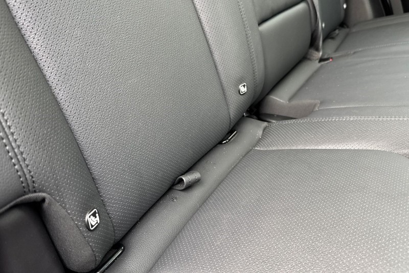 2022 (72) LAND ROVER DEFENDER 3.0 D250 SE 110 5dr Auto 4805283