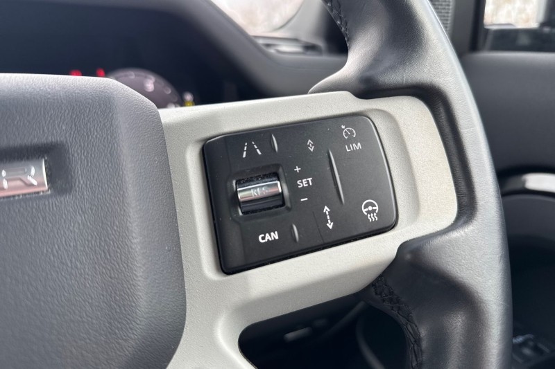 2022 (72) LAND ROVER DEFENDER 3.0 D250 SE 110 5dr Auto 4805278