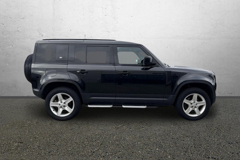2022 (72) LAND ROVER DEFENDER 3.0 D250 SE 110 5dr Auto 4805254