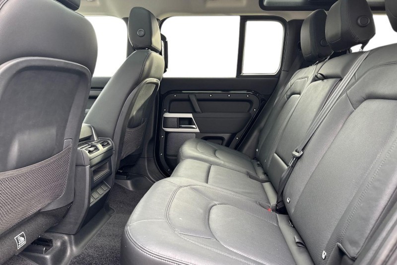 2022 (72) LAND ROVER DEFENDER 3.0 D250 SE 110 5dr Auto 4805253