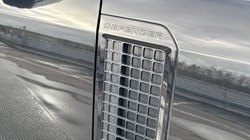 2022 (72) LAND ROVER DEFENDER 3.0 D250 SE 110 5dr Auto 4805269