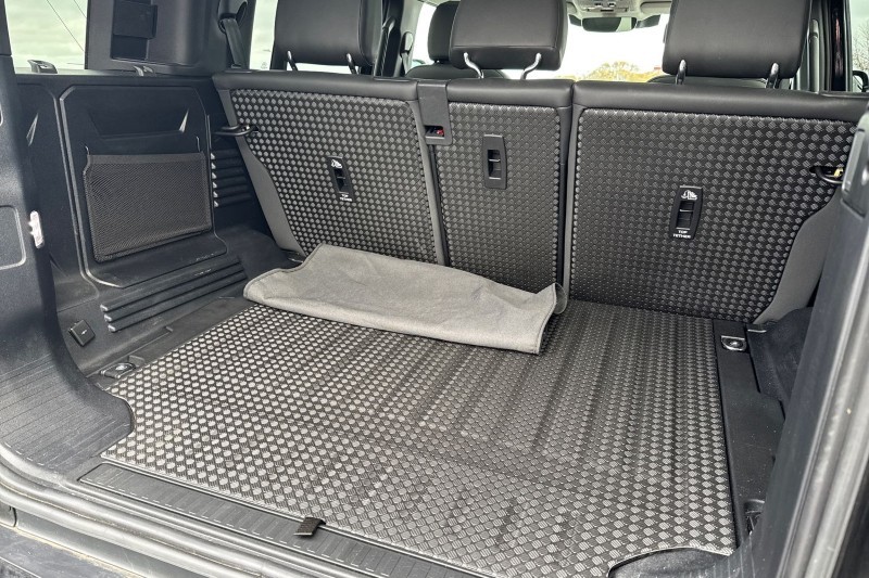 2022 (72) LAND ROVER DEFENDER 3.0 D250 SE 110 5dr Auto 4805284