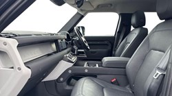 2022 (72) LAND ROVER DEFENDER 3.0 D250 SE 110 5dr Auto 4805252