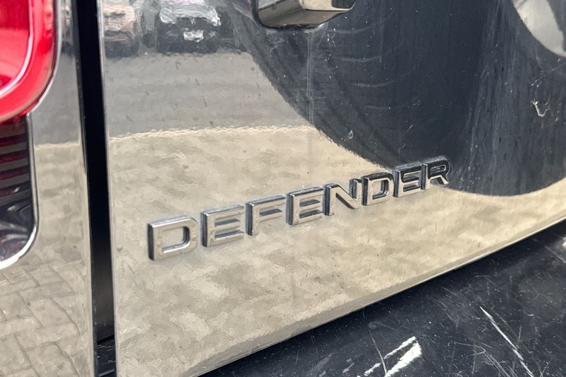 2022 (72) LAND ROVER DEFENDER 3.0 D250 SE 110 5dr Auto 4805290