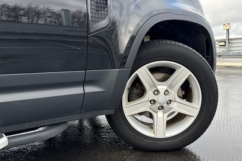 2022 (72) LAND ROVER DEFENDER 3.0 D250 SE 110 5dr Auto 4805293