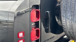 2022 (72) LAND ROVER DEFENDER 3.0 D250 SE 110 5dr Auto 4805268