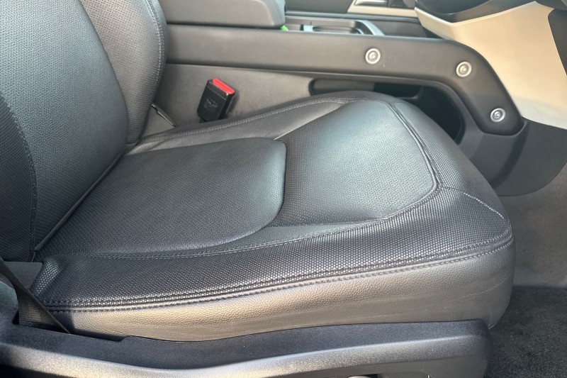 2024 (24) LAND ROVER DEFENDER 3.0 D300 X-Dynamic SE 110 5dr Auto 4820221