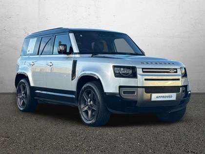 2024 (24) LAND ROVER DEFENDER 3.0 D300 X-Dynamic SE 110 5dr Auto