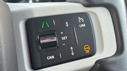 2024 (24) LAND ROVER DEFENDER 3.0 D300 X-Dynamic SE 110 5dr Auto 4820225