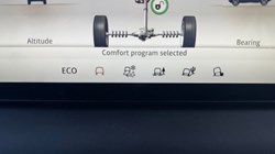 2024 (24) LAND ROVER DEFENDER 3.0 D300 X-Dynamic SE 110 5dr Auto 4820231