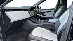2025 (75) LAND ROVER RANGE ROVER EVOQUE 2.0 D200 Dynamic SE 5dr Auto 5301457
