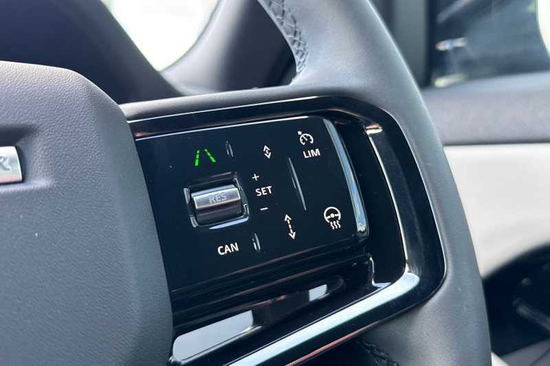 2025 (75) LAND ROVER RANGE ROVER EVOQUE 2.0 D200 Dynamic SE 5dr Auto 5301482