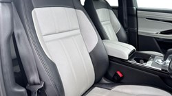 2022 (22) LAND ROVER RANGE ROVER EVOQUE 2.0 D200 R-Dynamic S 5dr Auto 4748901