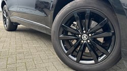 2024 (74) JAGUAR F-PACE 2.0 D200 R-Dynamic SE Black 90th Anniv 5dr Auto 4744138