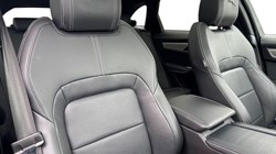 2024 (74) JAGUAR F-PACE 2.0 D200 R-Dynamic SE Black 90th Anniv 5dr Auto 4744122