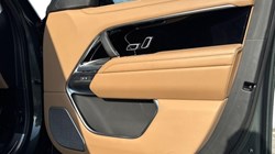 2025 (75) LAND ROVER RANGE ROVER 3.0 P460e Autobiography 4dr Auto 5133322