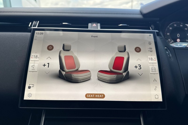 2025 (75) LAND ROVER RANGE ROVER VELAR 2.0 D200 MHEV Dynamic SE 5dr Auto 5296068