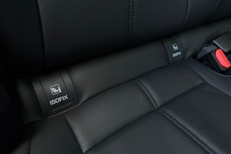 2025 (75) LAND ROVER RANGE ROVER VELAR 2.0 D200 MHEV Dynamic SE 5dr Auto 5296072