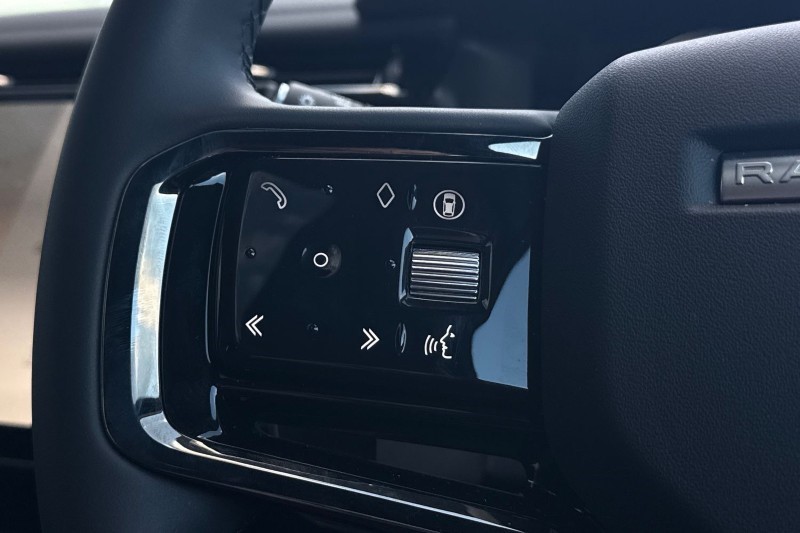 2025 (75) LAND ROVER RANGE ROVER VELAR 2.0 D200 MHEV Dynamic SE 5dr Auto 5296060