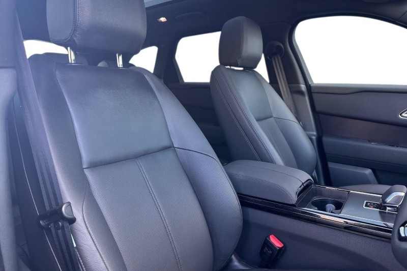 2025 (75) LAND ROVER RANGE ROVER VELAR 2.0 D200 MHEV Dynamic SE 5dr Auto 5296058