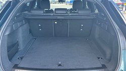 2025 (75) LAND ROVER RANGE ROVER VELAR 2.0 D200 MHEV Dynamic SE 5dr Auto 5296042