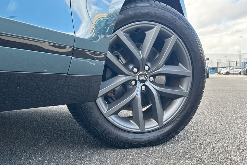 2025 (75) LAND ROVER RANGE ROVER VELAR 2.0 D200 MHEV Dynamic SE 5dr Auto 5296084