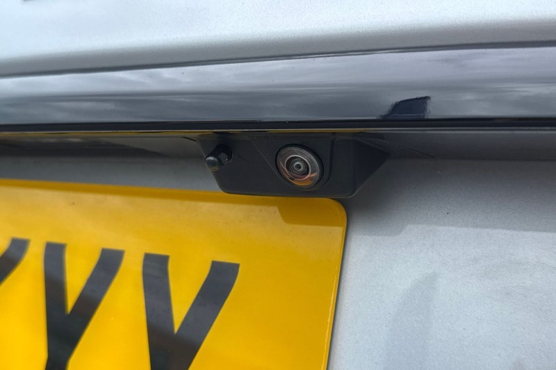 2025 (75) LAND ROVER DISCOVERY SPORT 2.0 D200 Dynamic SE 5dr Auto [5 Seat] 5270856